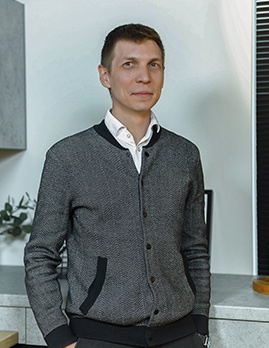 Максим Ислаев